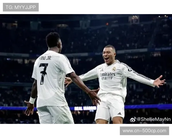 皇马三后卫体系磨合阵痛，姆巴佩缺阵激活青训新星